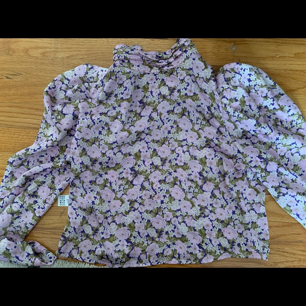 Zara blouse long sleeve like new